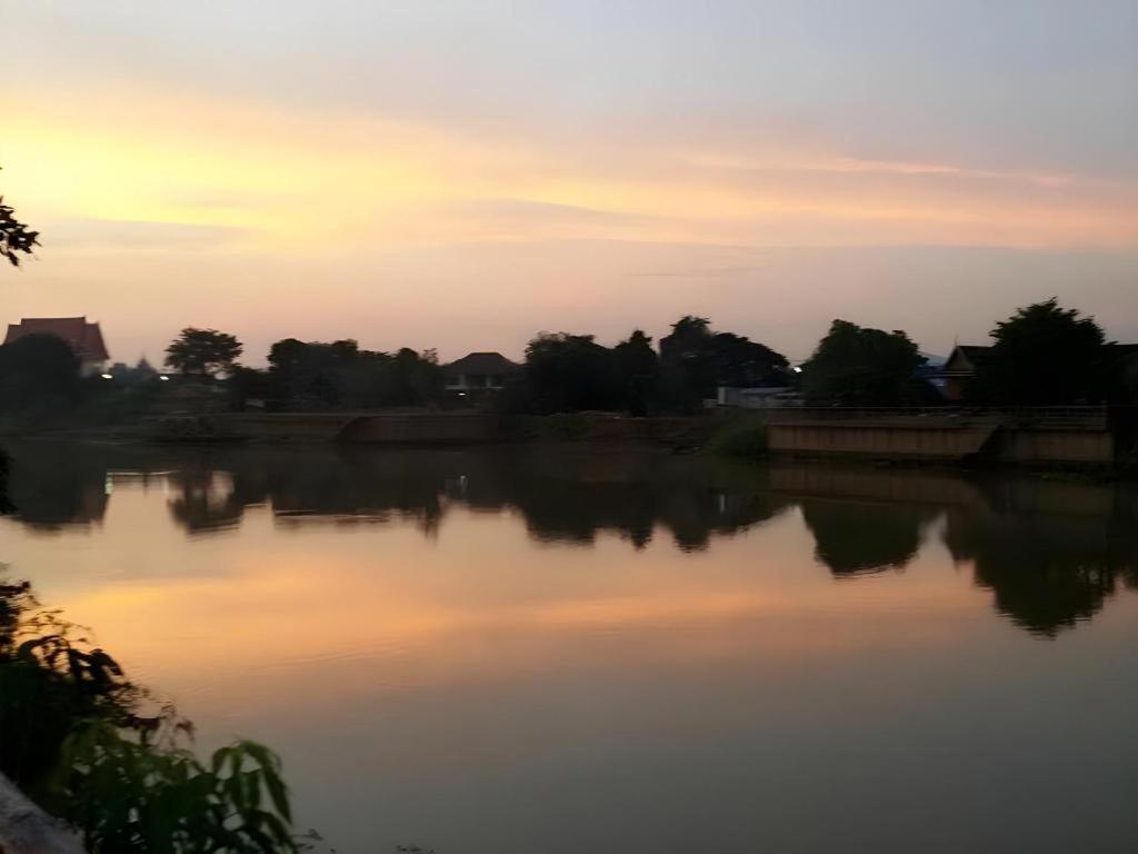 Jidapa Resort Ayutthaya Bagian luar foto