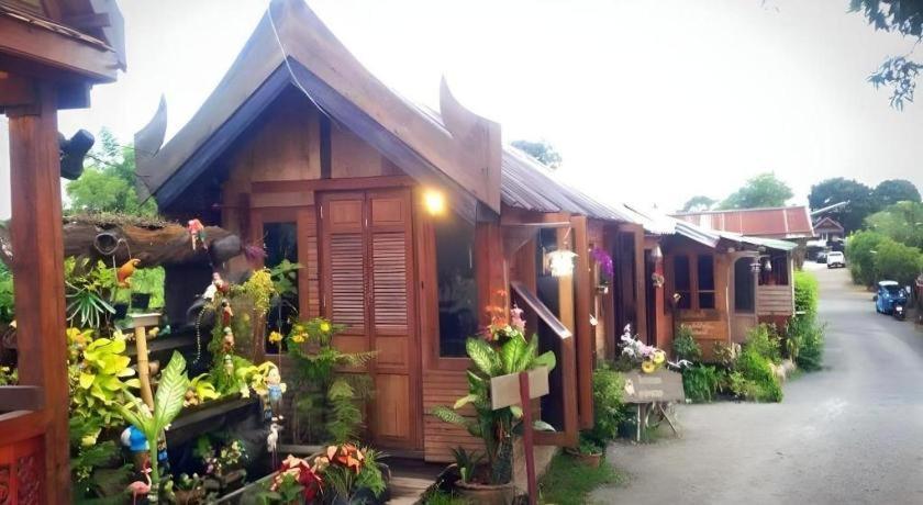 Jidapa Resort Ayutthaya Bagian luar foto
