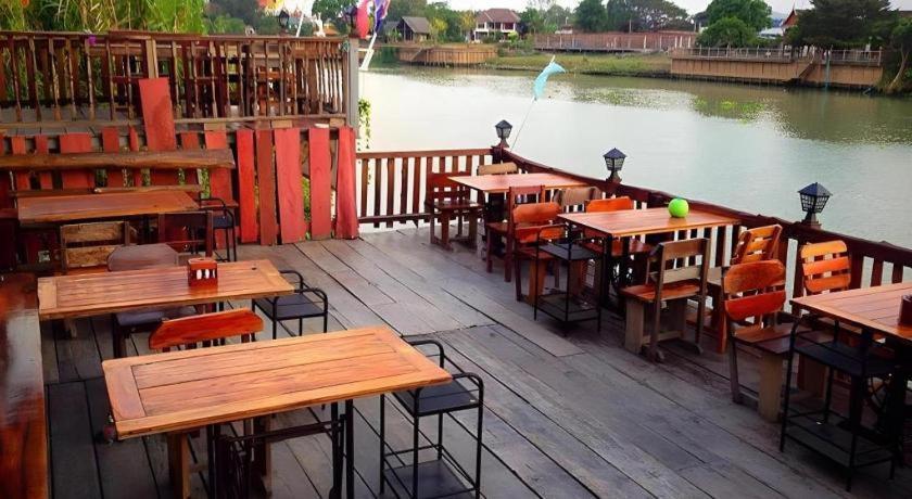 Jidapa Resort Ayutthaya Bagian luar foto